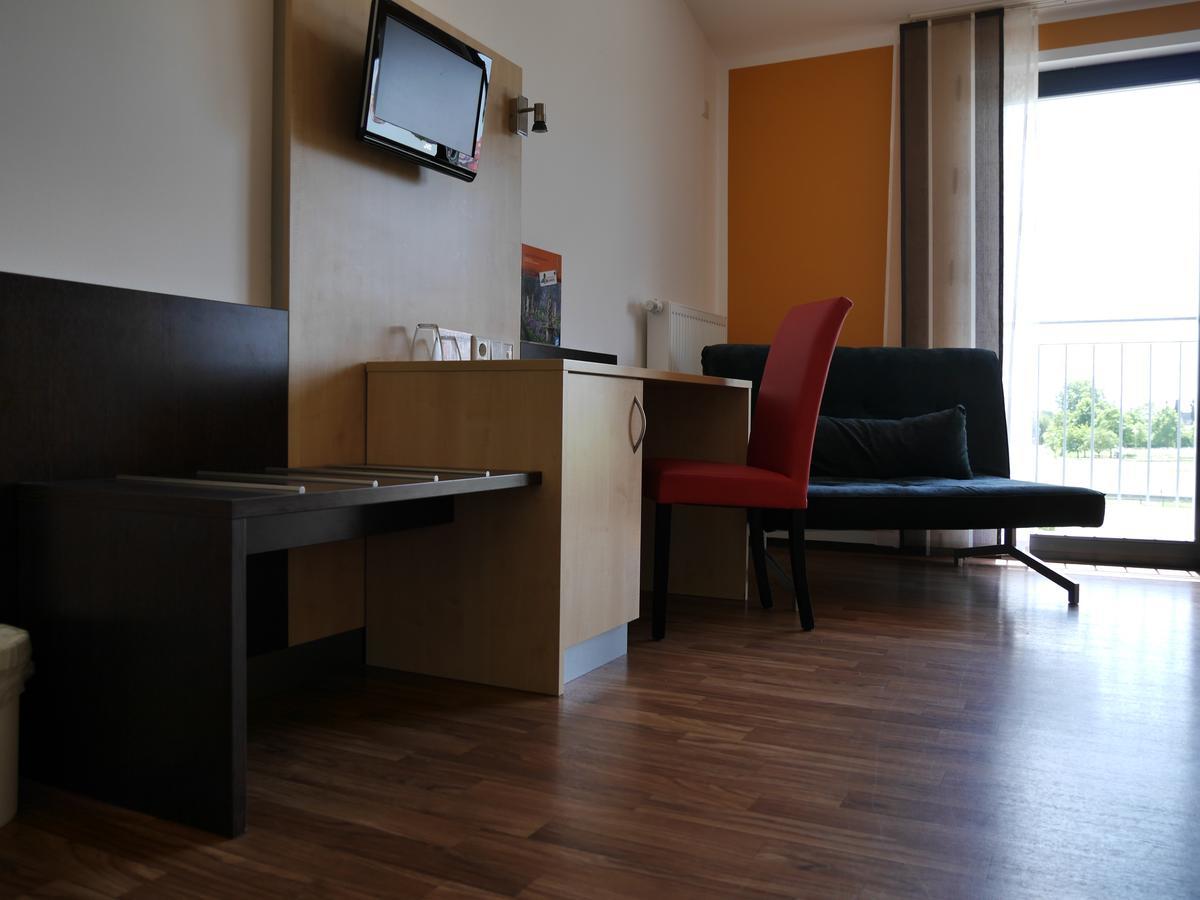 Oberwornitz Auszeit Cafe & Hotel מראה חיצוני תמונה